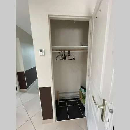 Superbe Appartement Avec 2 Chambres - 9 Personnes - Parking Prive Tournon-sur-Rhone Exterior photo