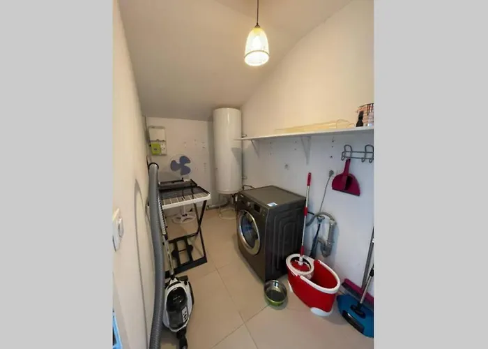 Superbe Appartement Avec 2 Chambres - 9 Personnes - Parking Prive